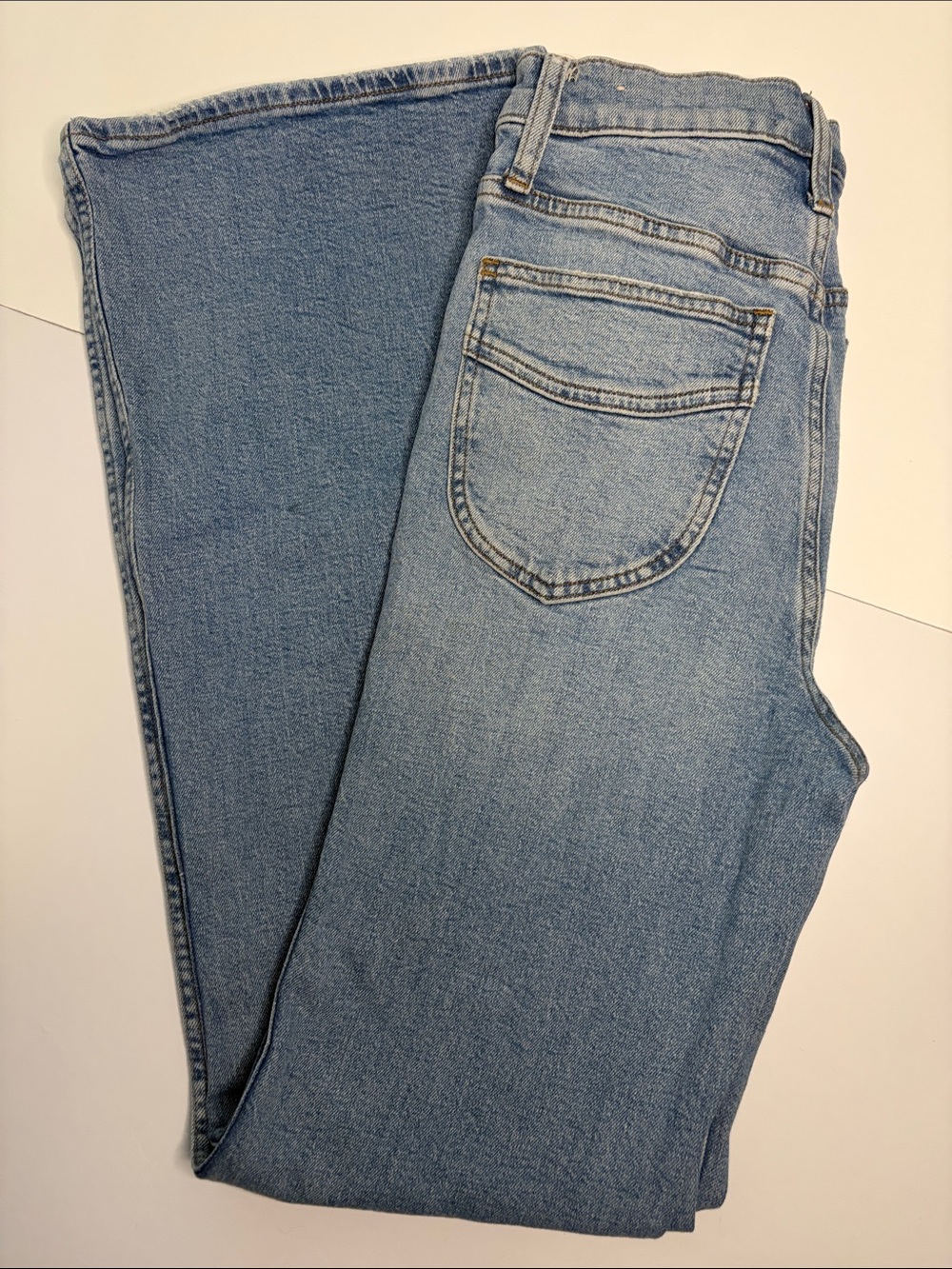 Madewell 11" High-Rise Flare Jeans in Light Wash - Picture 2 of 12